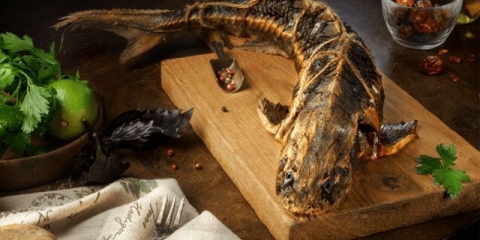 Kako pušiti sterlet u toploj, hladno dimljenoj pušnici